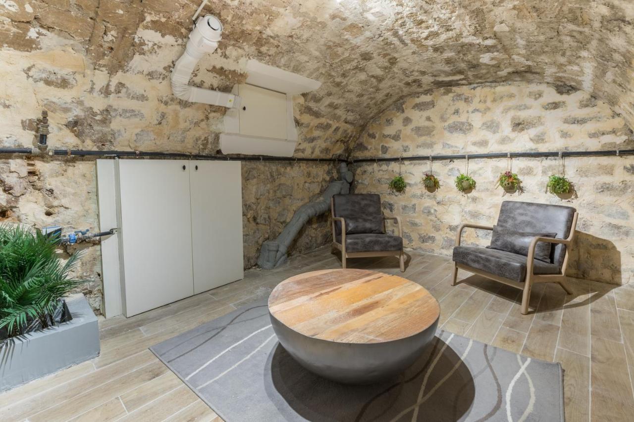 Appartement Au Pied Du Sacre Coeur - 5 Pers Parijs